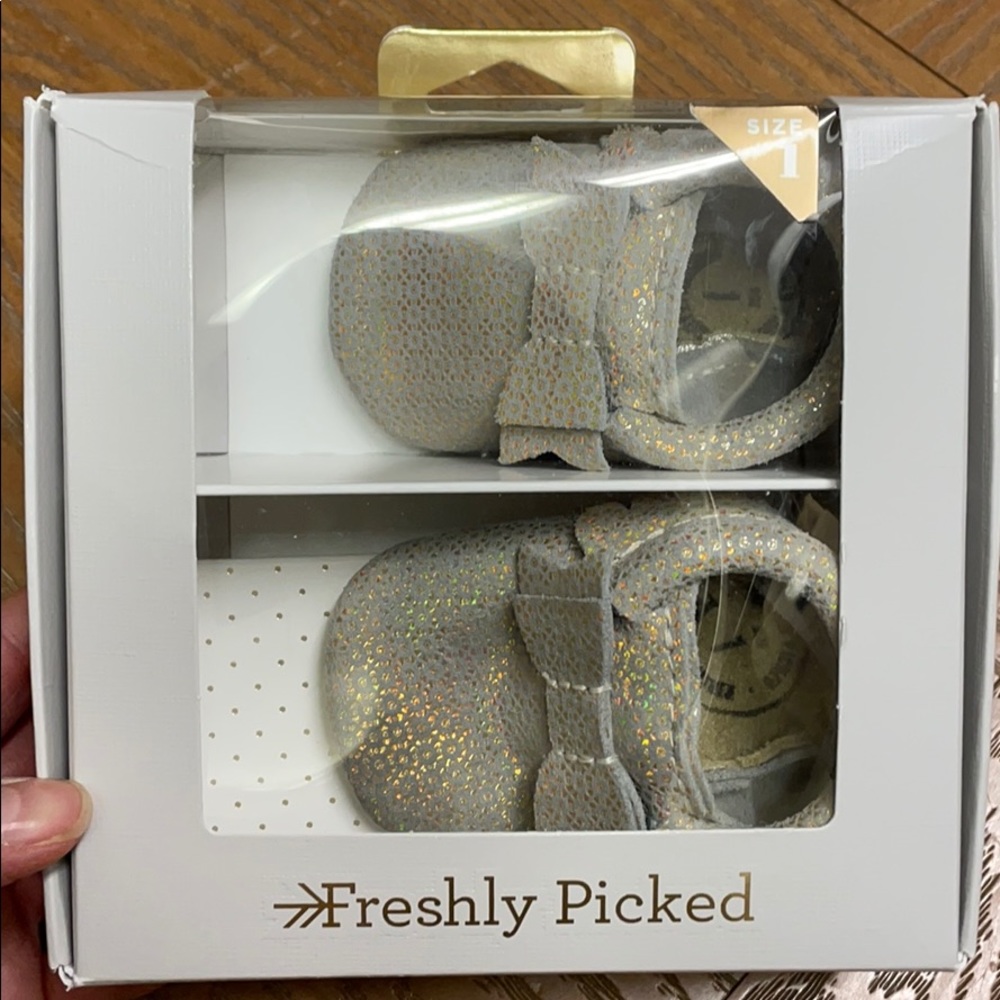 Pristine FP moccs